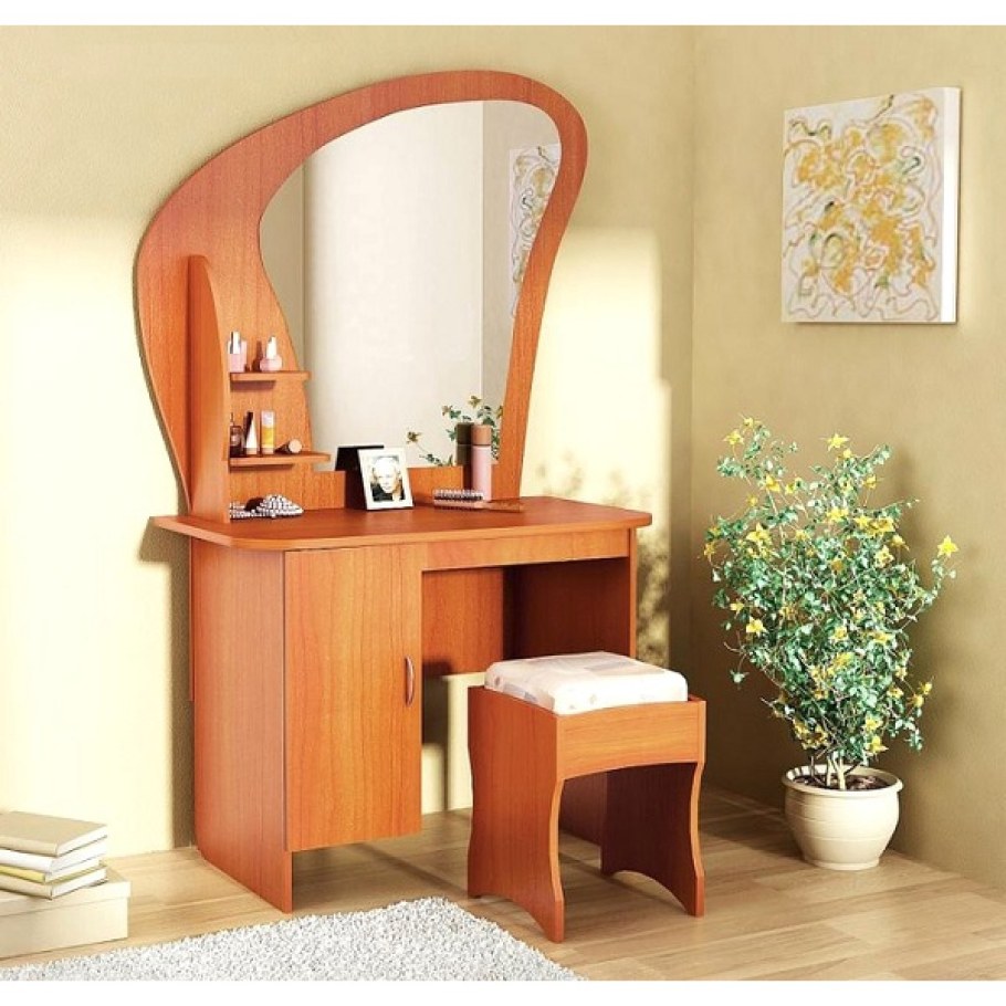 Туалетный стол "Сильва-4" (НМ 011.10)