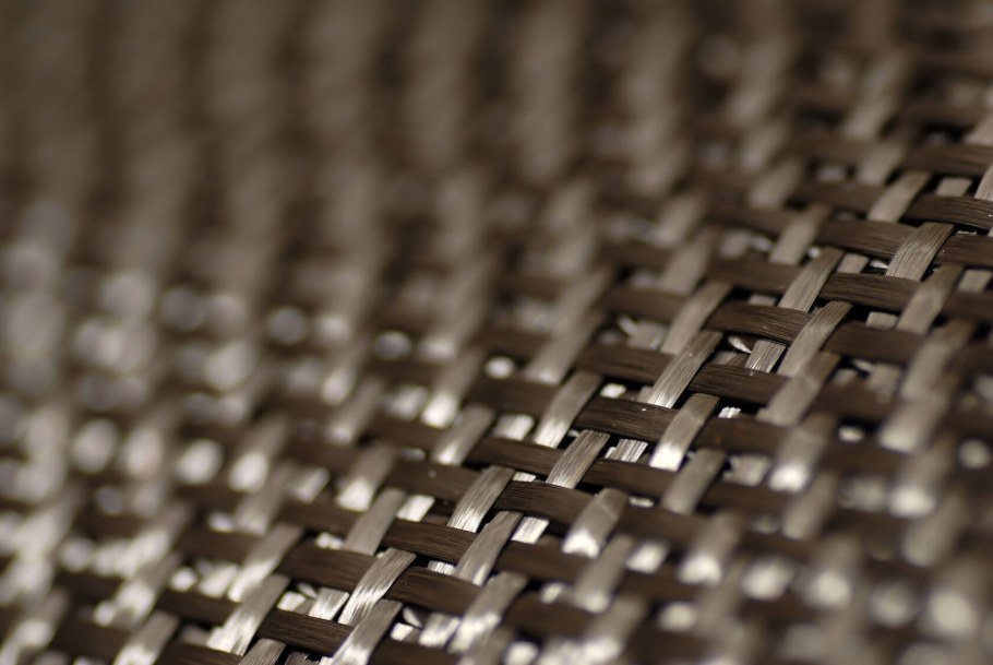 Волокнистые композитные материалы