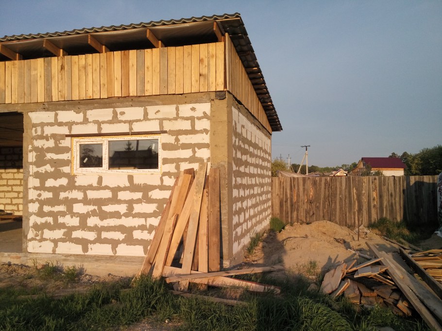 Тини Хаус с террасой