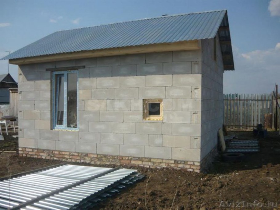 Хозблок из пеноблоков