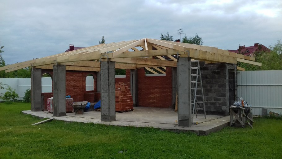 Гараж из пеноблоков