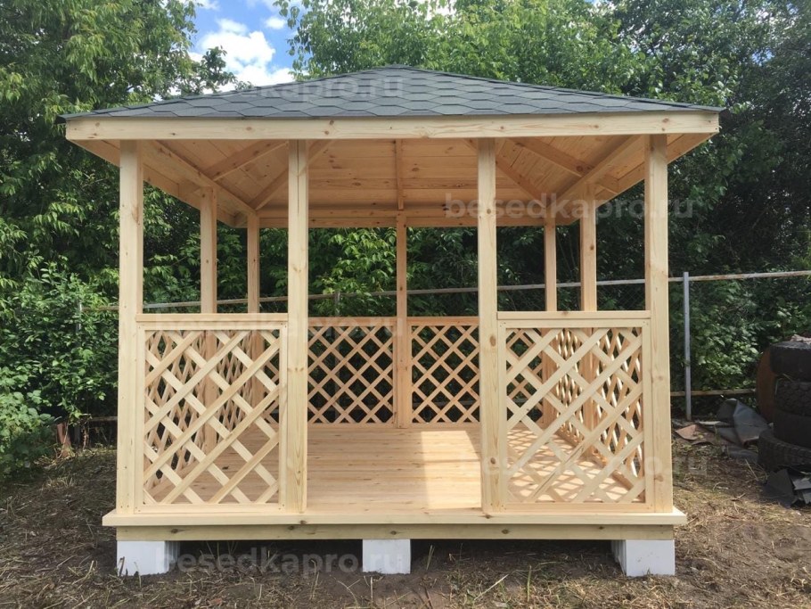 Красивые беседки для дачи из дерева