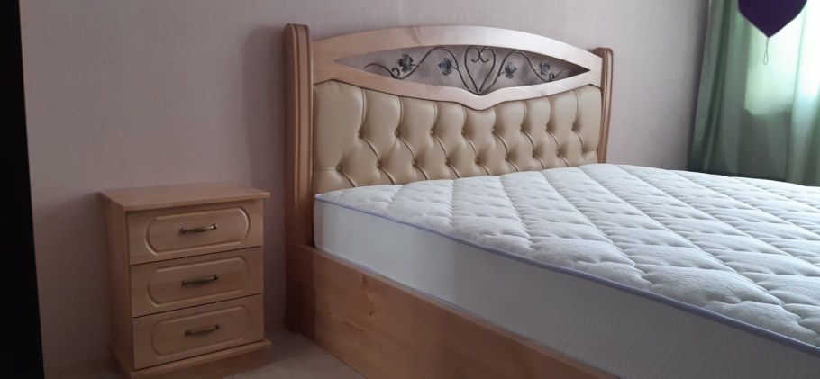 Кухня Валерия Сурская мебель модули бордовая