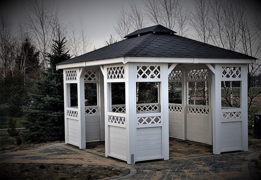 Беседка из труб ПВХ