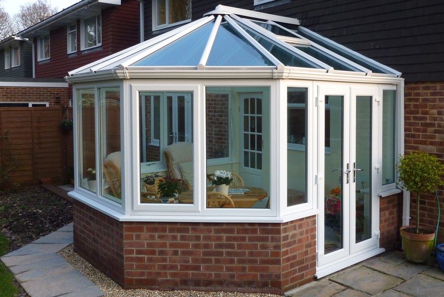 Остекленная беседка Жасмин