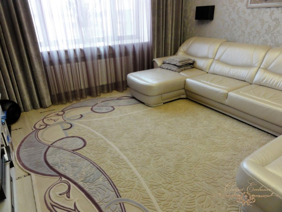 Подобрать ковер в гостиную с угловым диваном