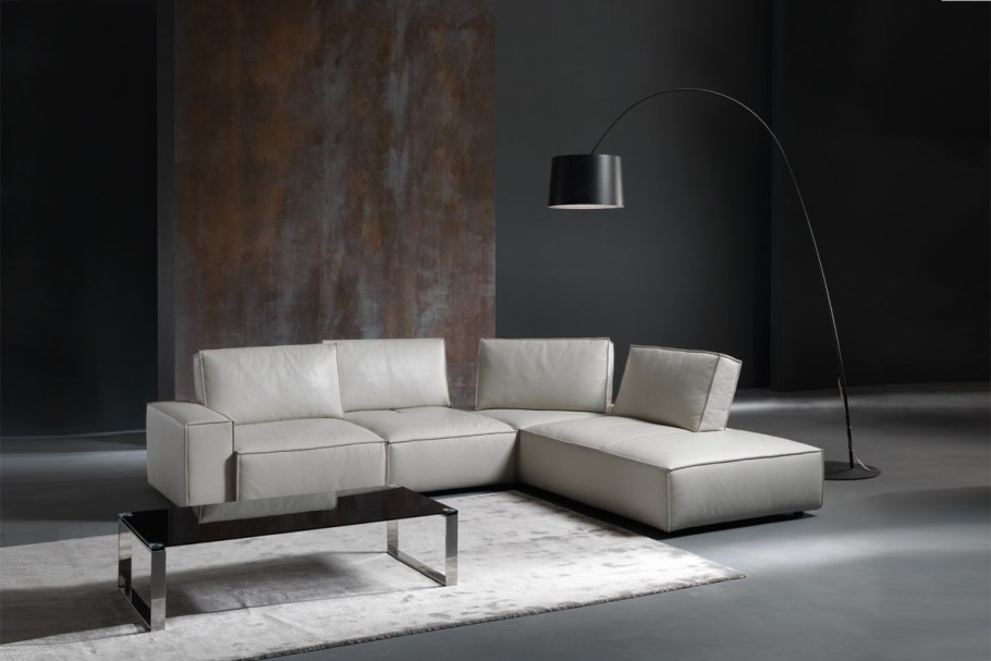 Диван в стиле Версаль