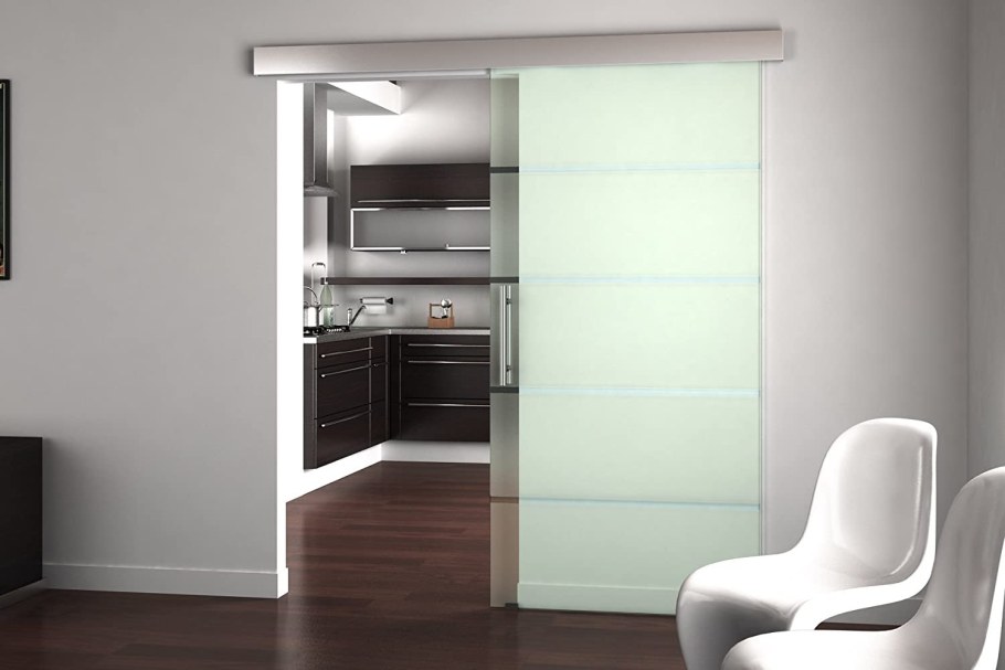 Раздвижная дверь на кухню