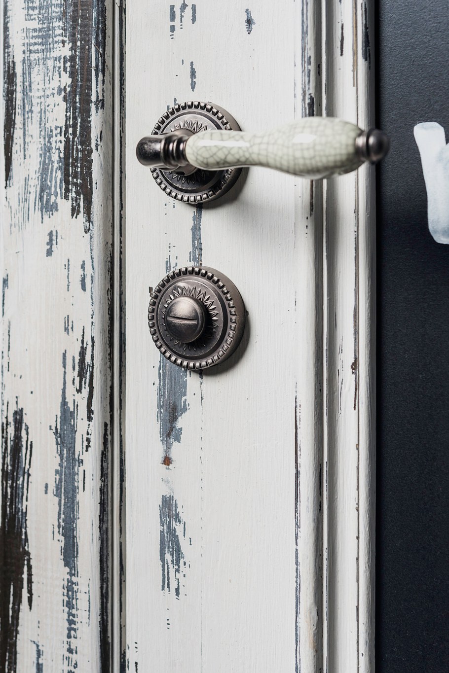 Ручка дверная белая