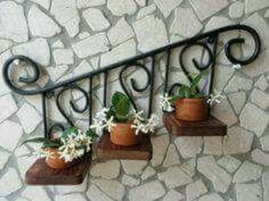 Подвесные горшки для цветов