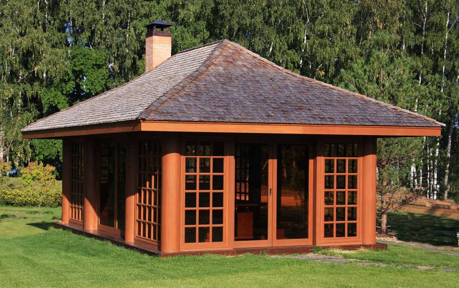 Беседка круглогодичная