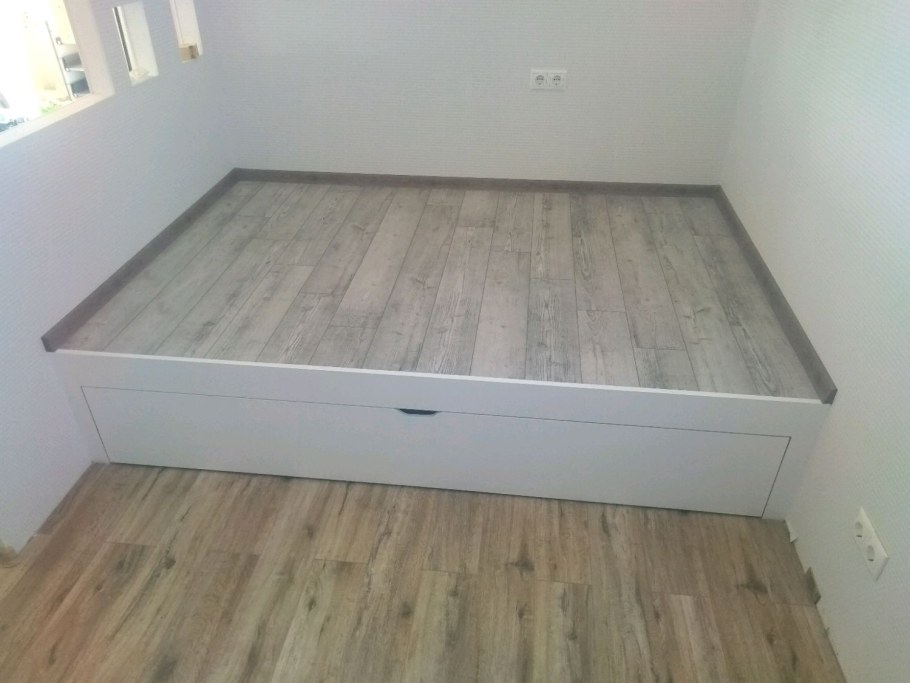 Подиум для матраса с ящиками