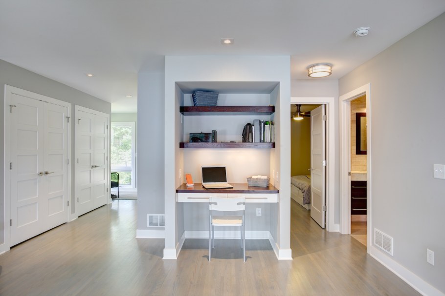 Рабочее место в нише