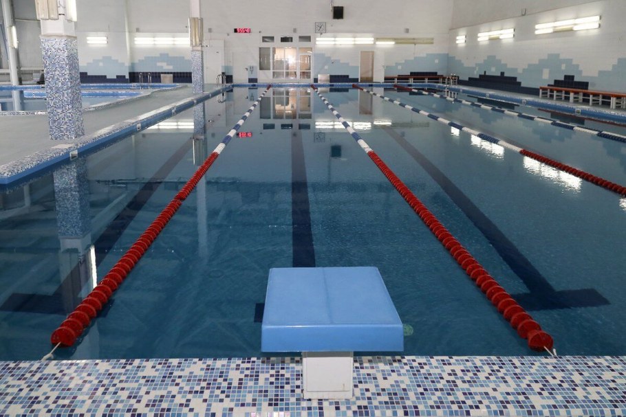 Бассейн Динамо Луганск