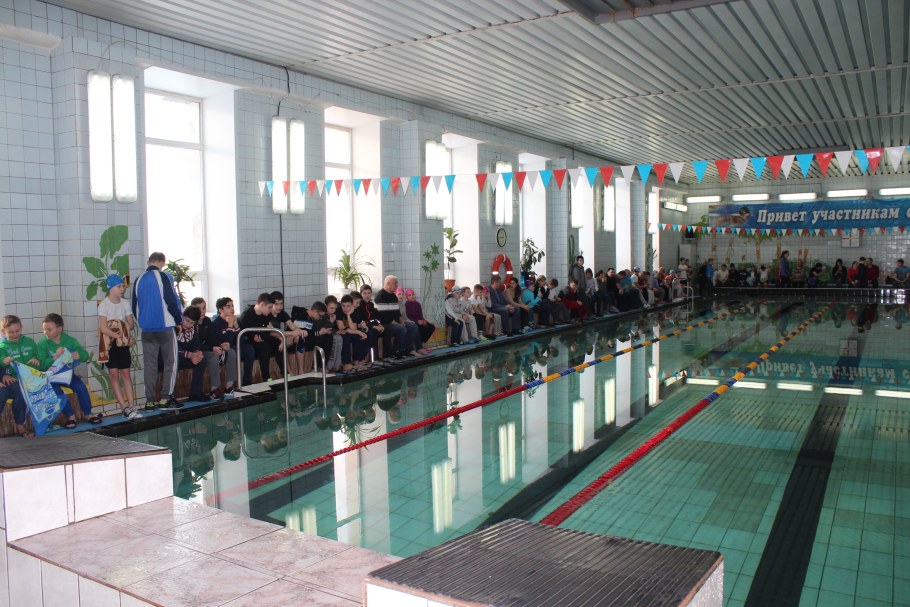 Бассейн Юность новый Уренгой