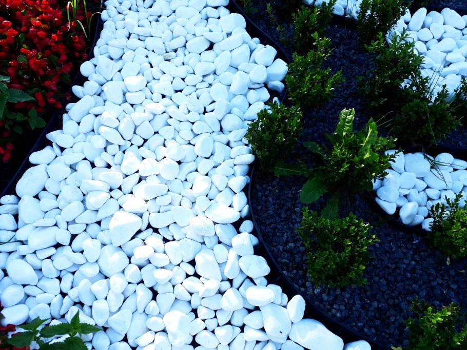 Камешки декоративные стеклянные