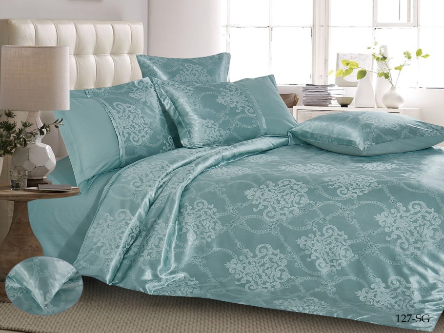 Н-ночь нежна