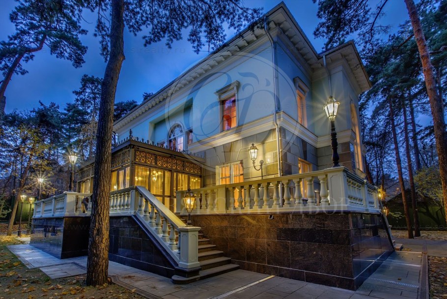 Поселок серебряный Бор Москва