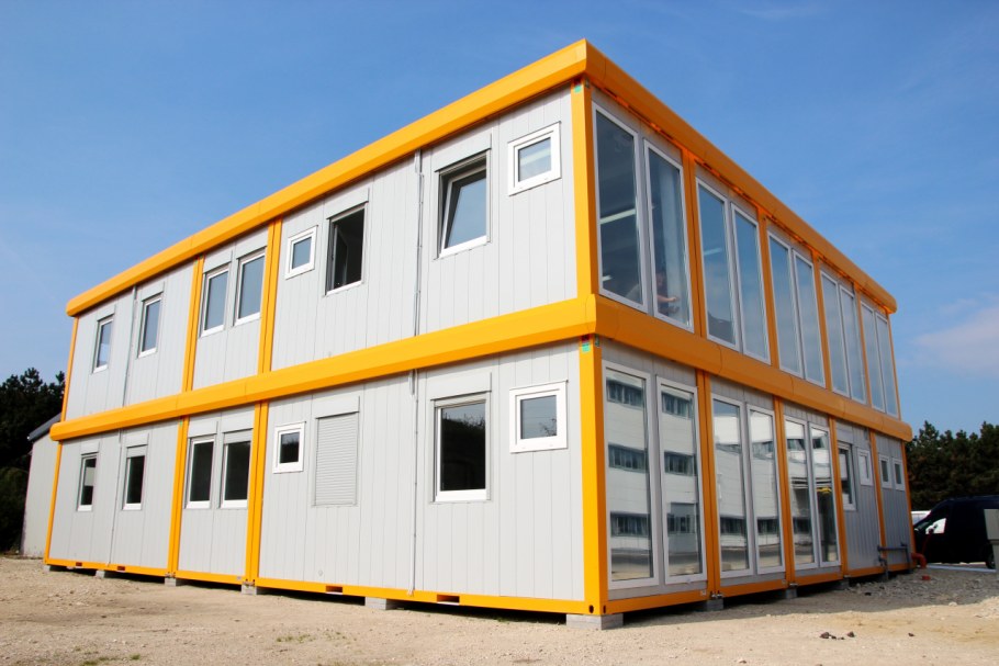 Дом из блок контейнеров для постоянного проживания