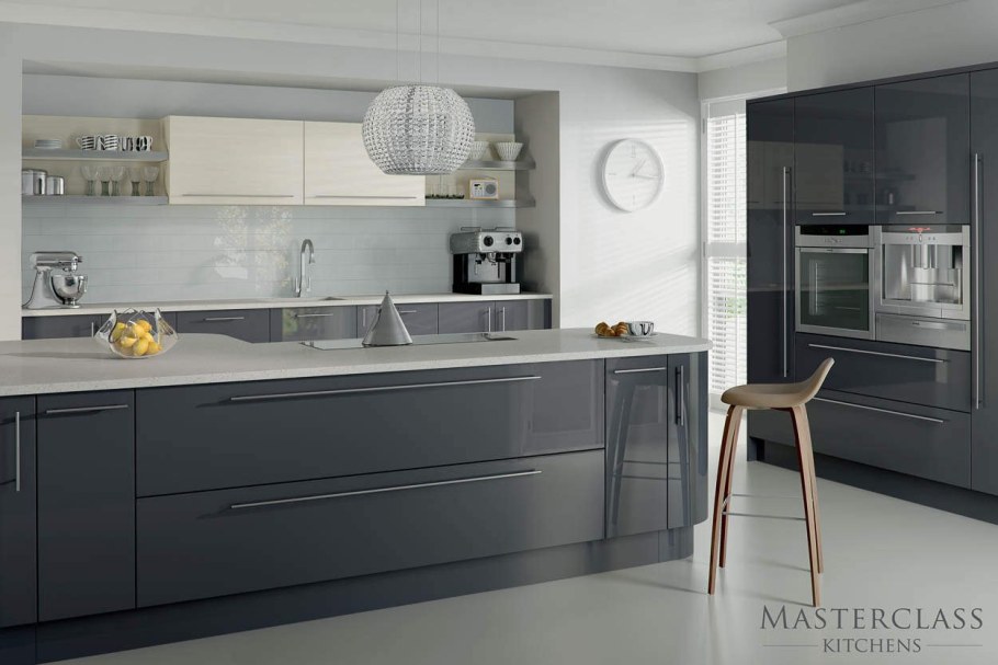 Кухня графитового цвета