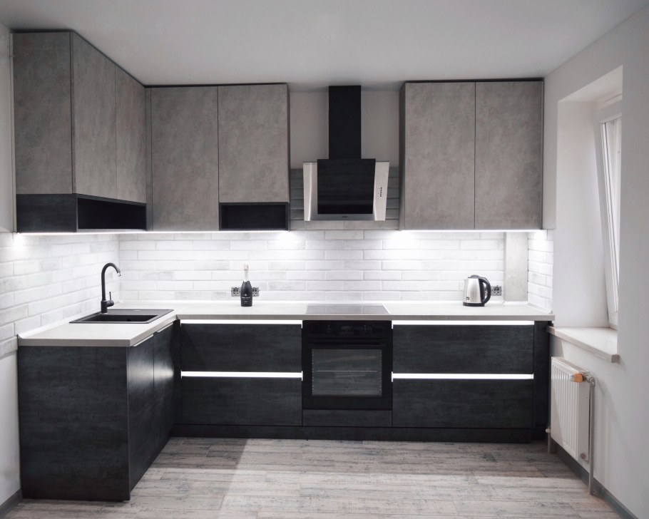 Кухня модульная черная