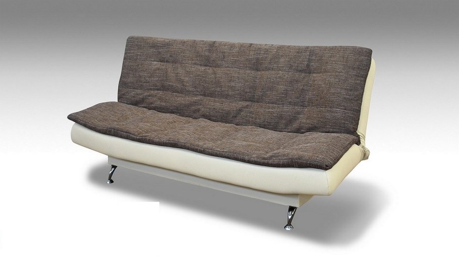 Диван на хромированном каркасе