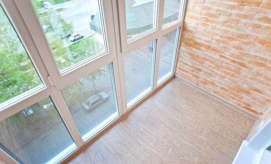 Окна Рехау панорамное остекление