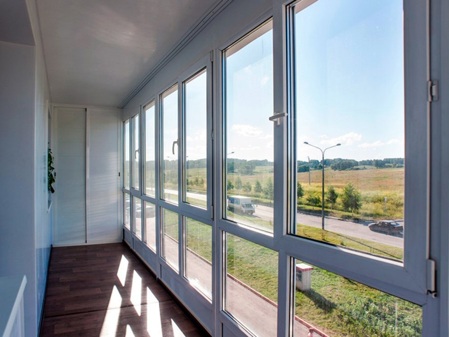 Французское панорамное остекление балкона п44