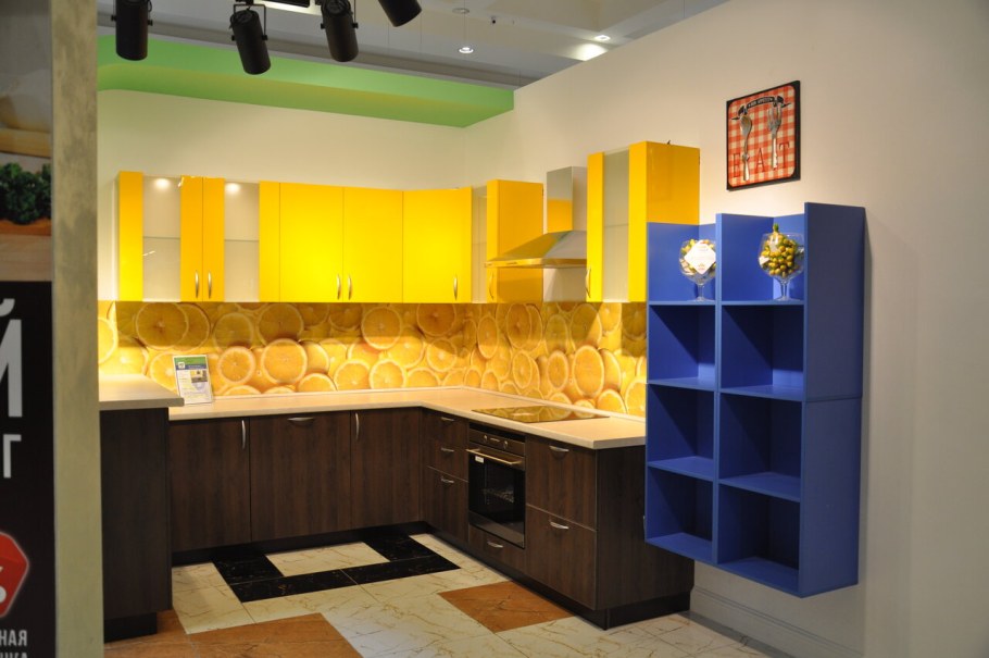 Кухонный двор Бекетова 15