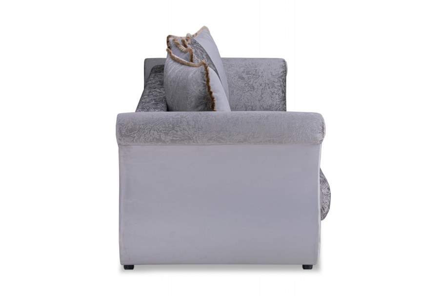 Льняная подушка с кружевом