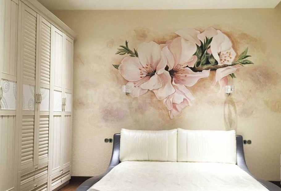 Роспись стен в спальне