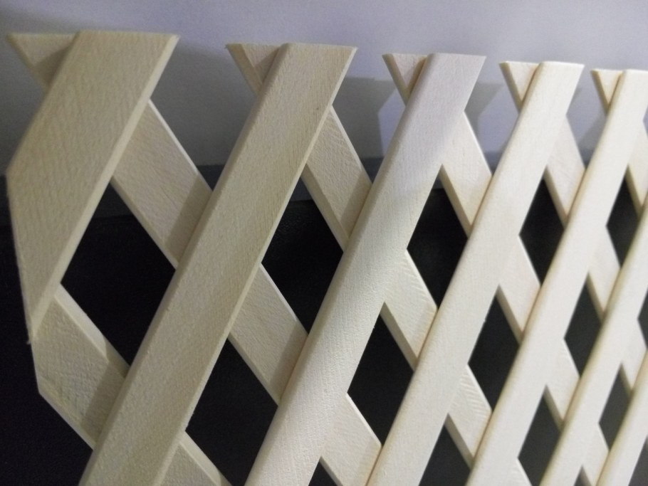 Решетка деревянная RLW 300_4200