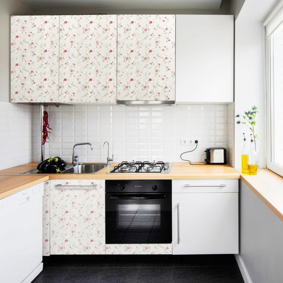 Серая глянцевая кухня