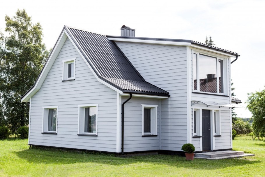 Фасад дачного домика