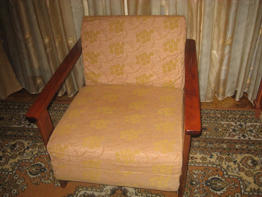 Диван-кровать в детскую комнату