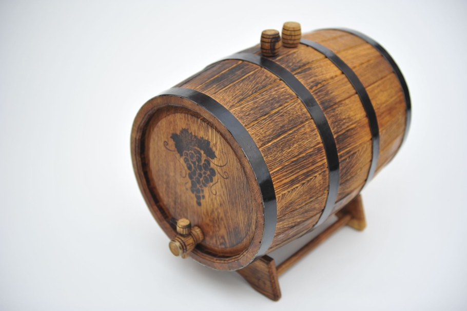 Минибар из дерева