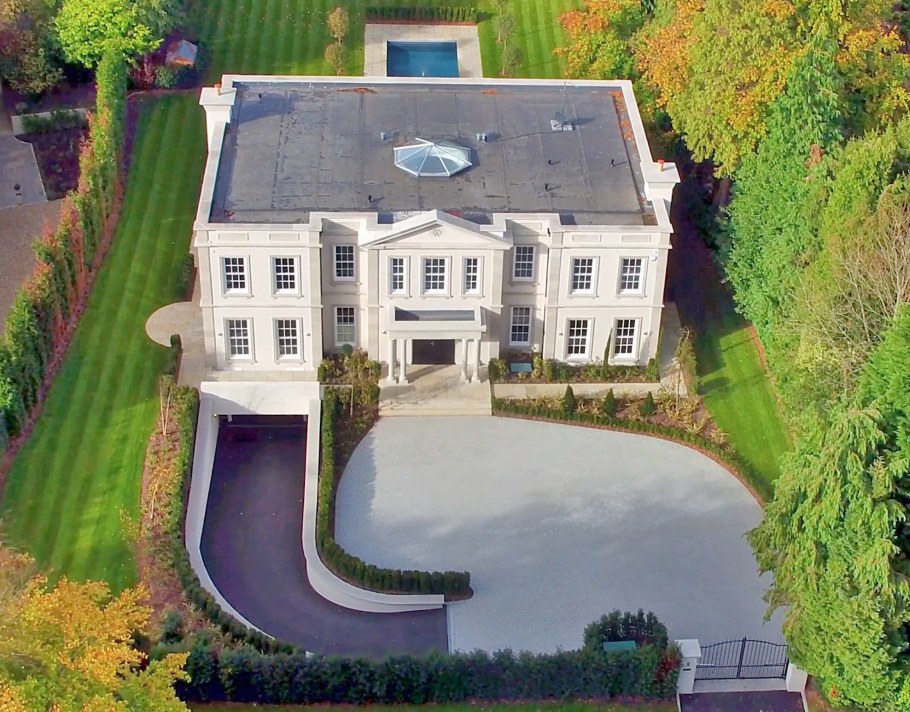 Въезд в гараж