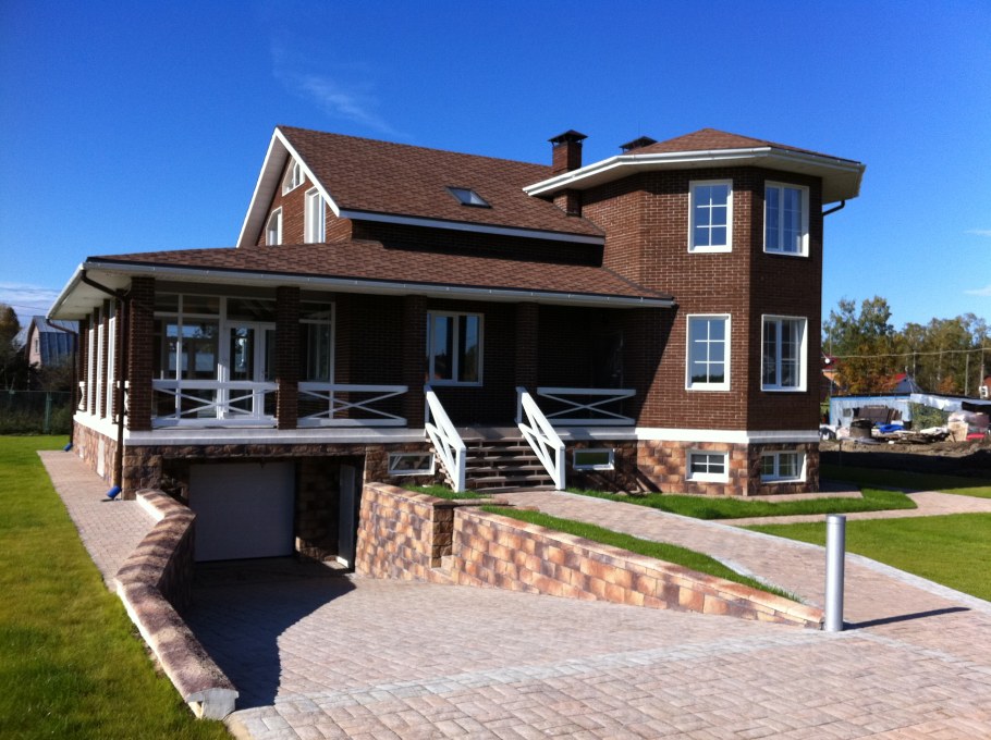 Подземный гараж в частном доме