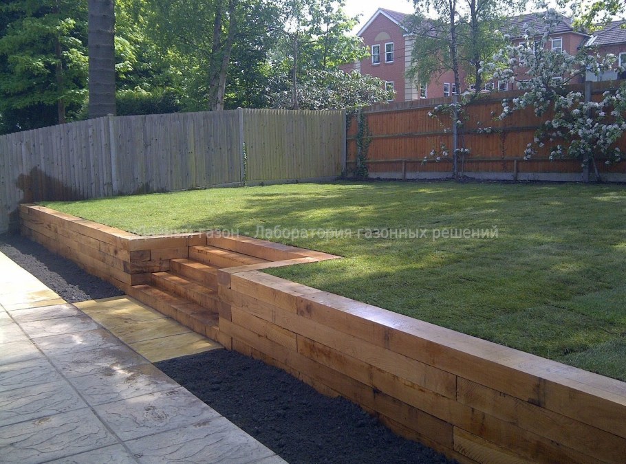 Опорная стенка из бруса