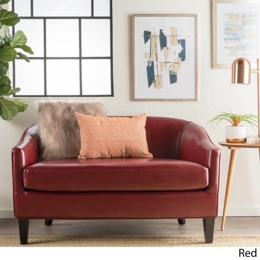 Большой диван в гостиную