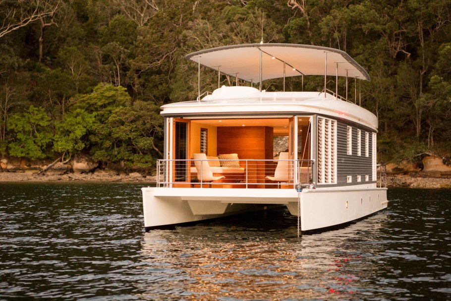 Лодка Хаус хаусбот