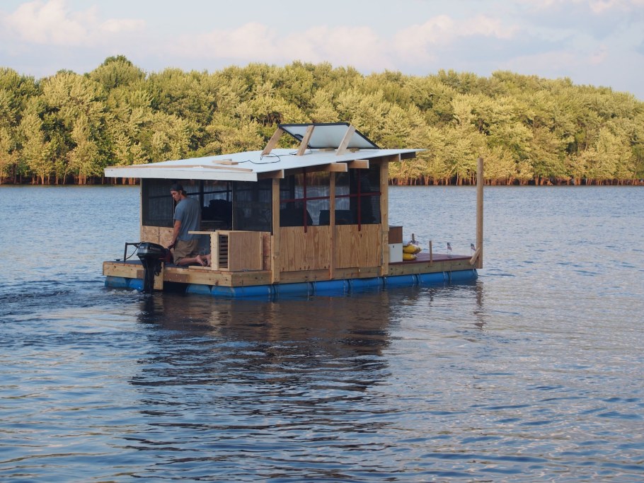 Лодка Хаус хаусбот