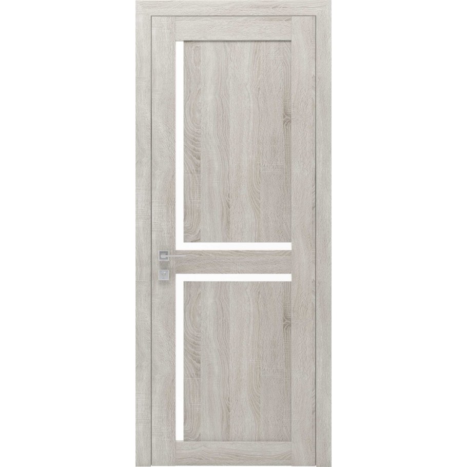 Белые стены в прихожей