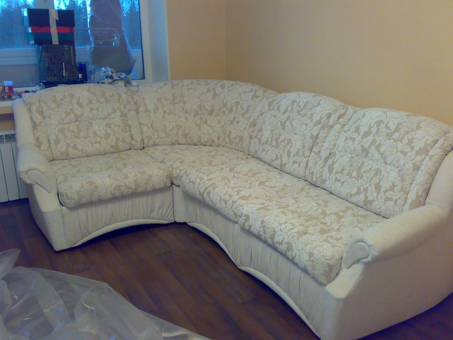 Перетянуть угловой диван