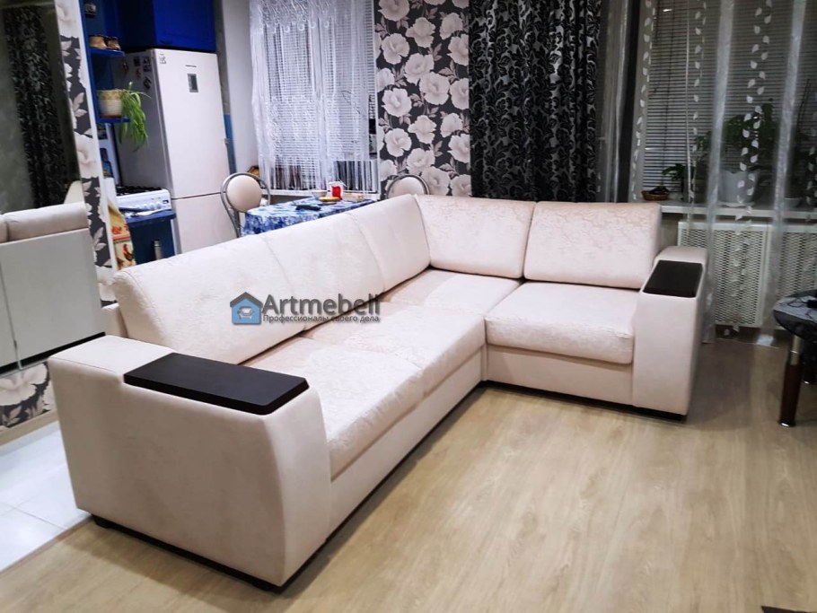 Обивка углового дивана