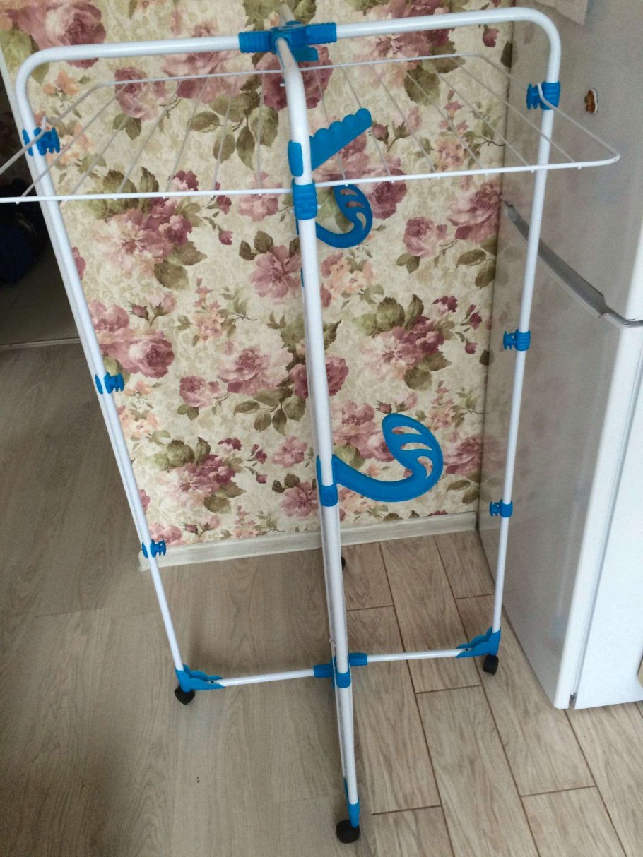 Вешалка напольная на колёсах cr460