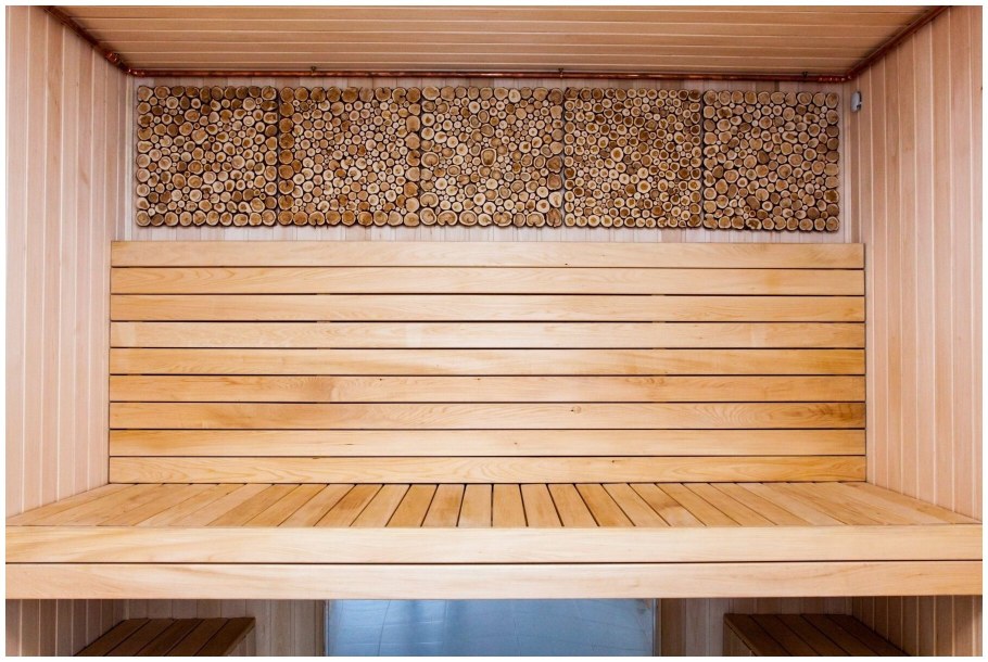 Панно из спилов дерева