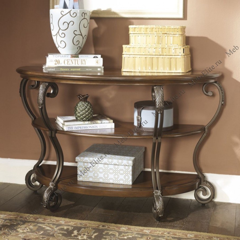 Полукруглый столик