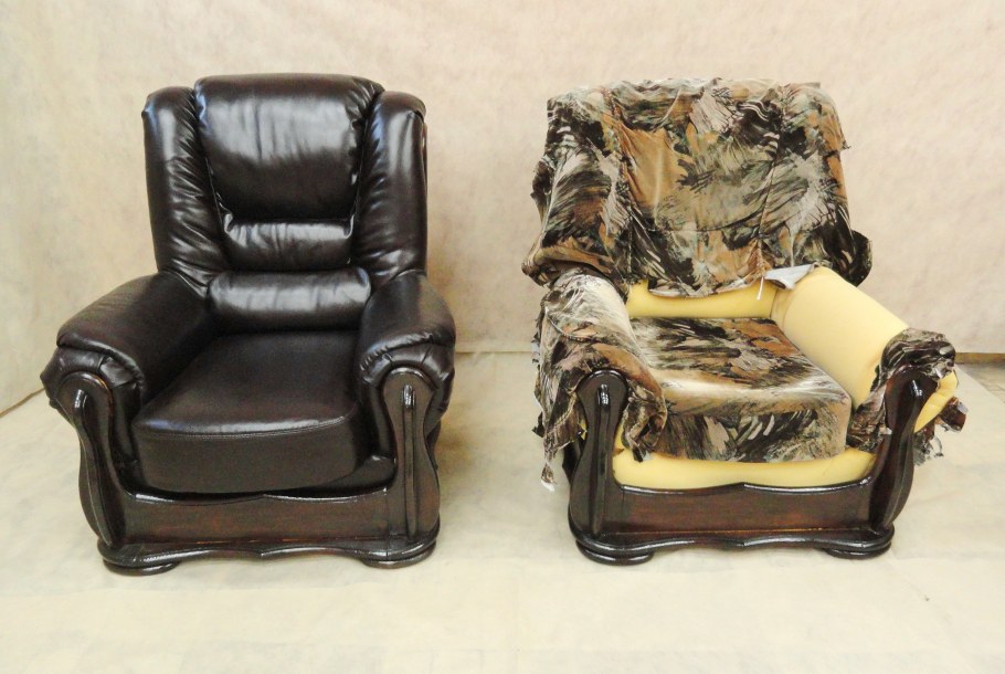 Перетянуть диван из кожзама