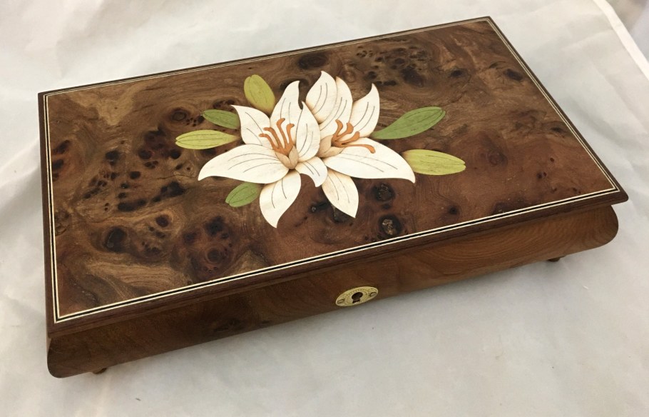 Комод Маркетри Людовика 17 век